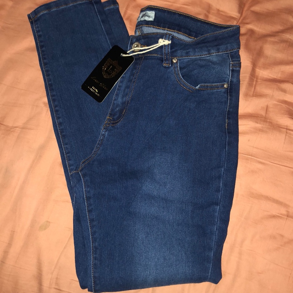 Skinny jeans